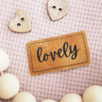 Kunstlederlabel *iron-on - "lovely"